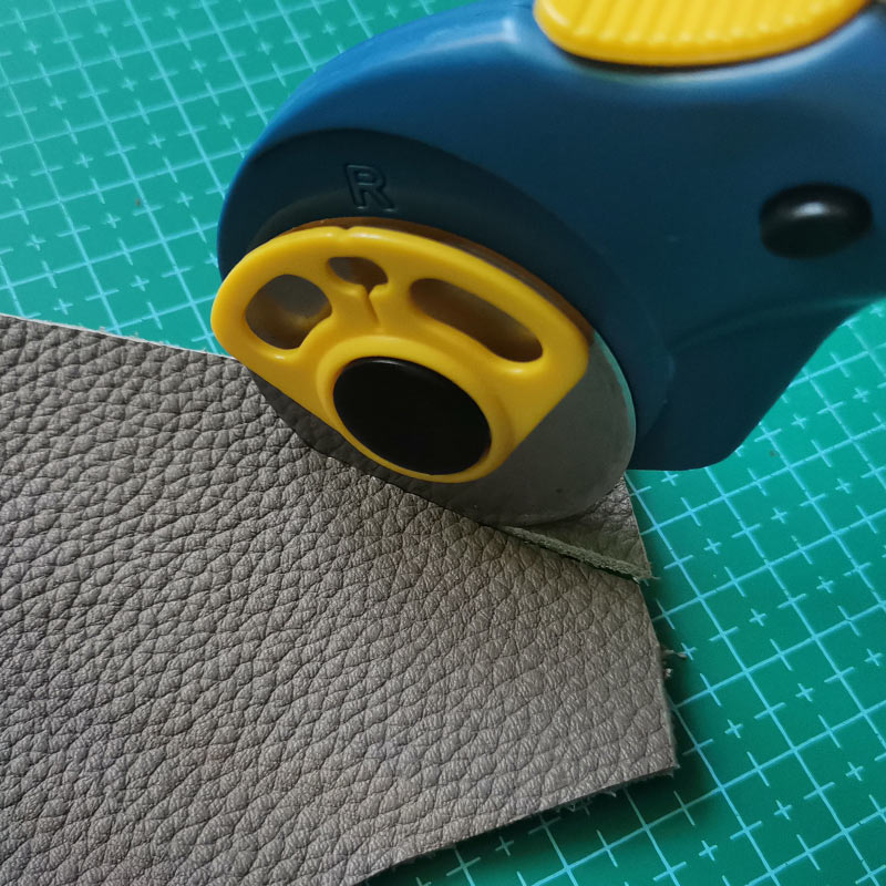 Rotary Cutter Patchwork Leathe - Sewing Tas review and price